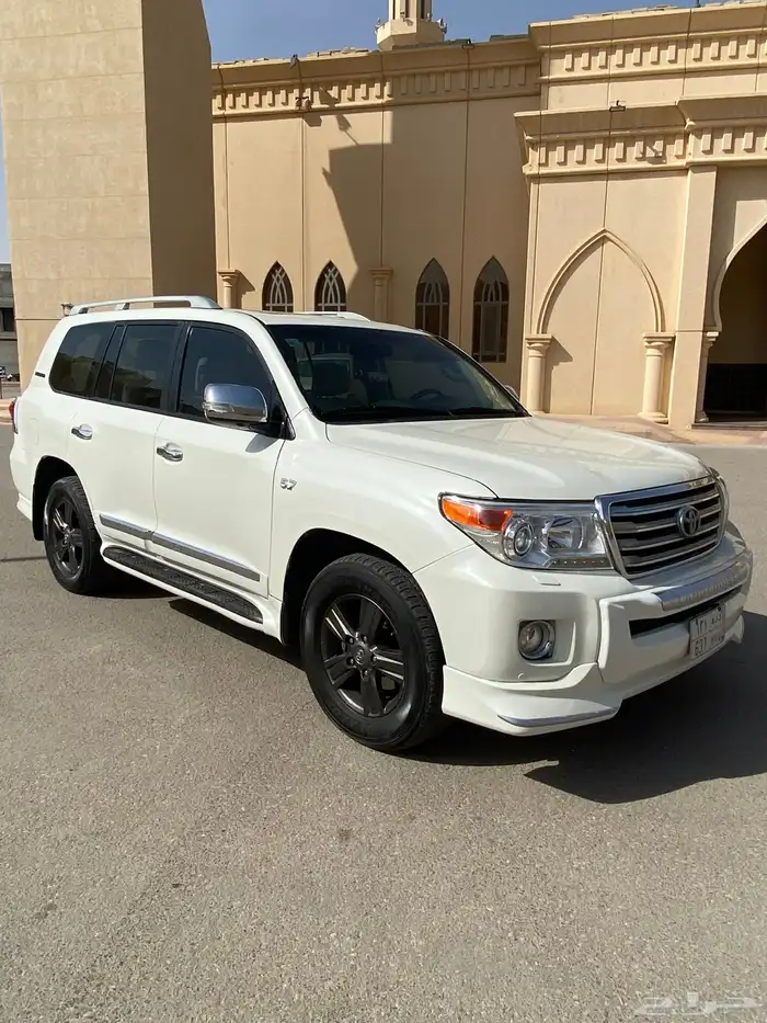 لاندكروزرVXRلمتد. شرط محركات فحص دوري جديد استماره جديده 3