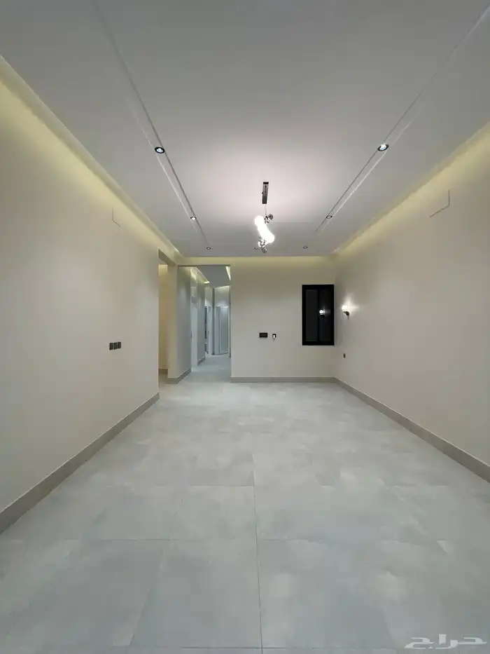 للبيع ادوار علويه بسطح خاص ومصعد جاهز 520 الف ابها المحاله 11