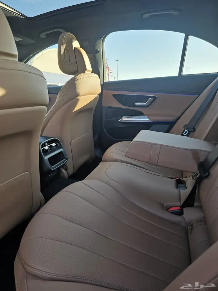 Mercedes Benz E-class(E)W214 E200 avant-garde 16