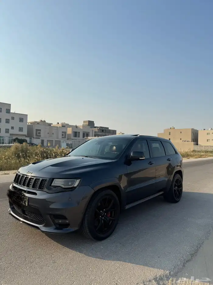 جراند شروكيSRT 2014 7