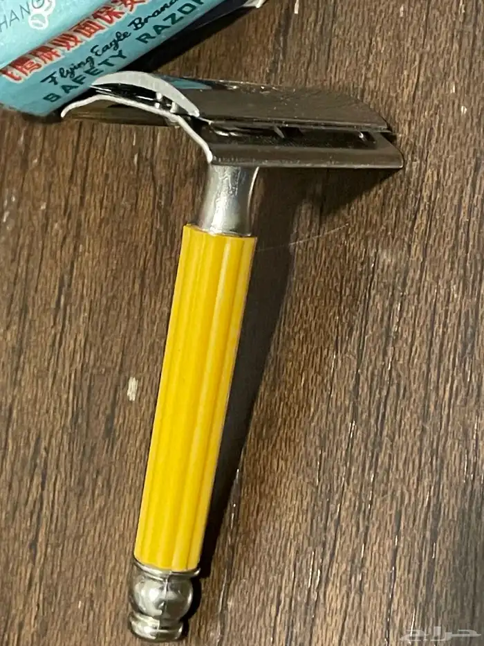 مكينة حلاقة اثرية قديمة جدا  2