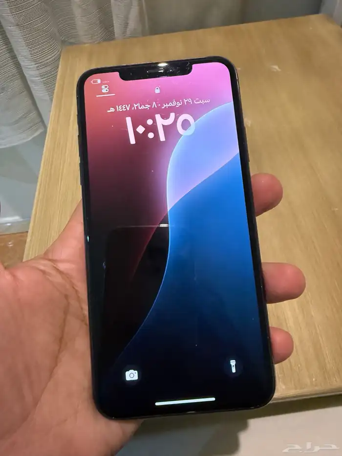 ايفون 11 برو ماكس شبه جديد 4
