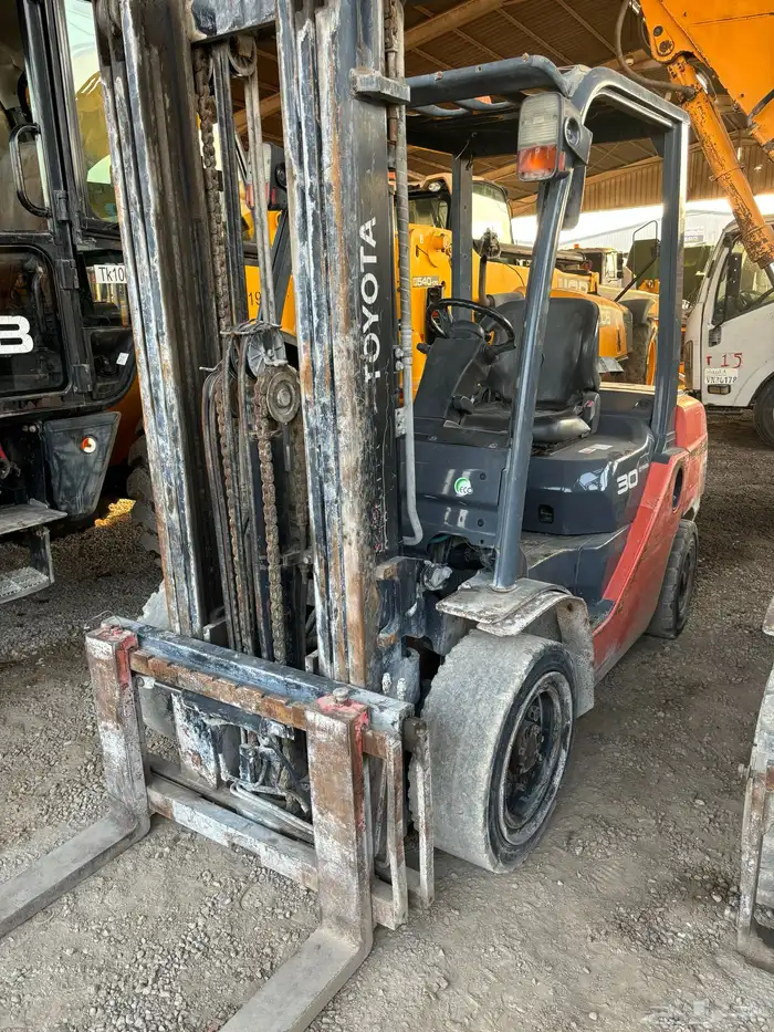 رافعة تويوتا 3 طن 2017 2