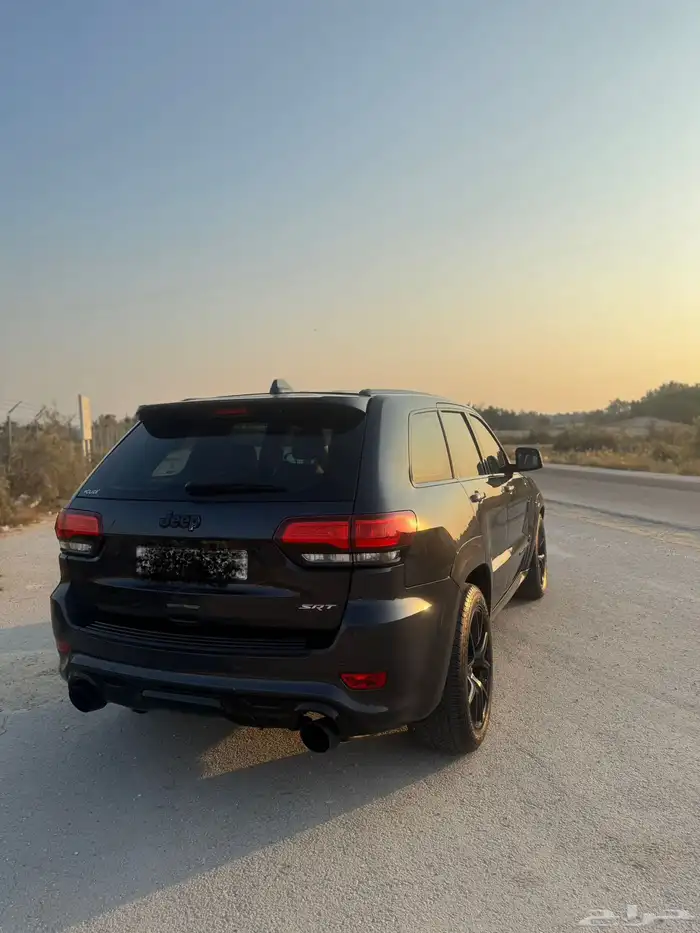 جراند شروكيSRT 2014 9