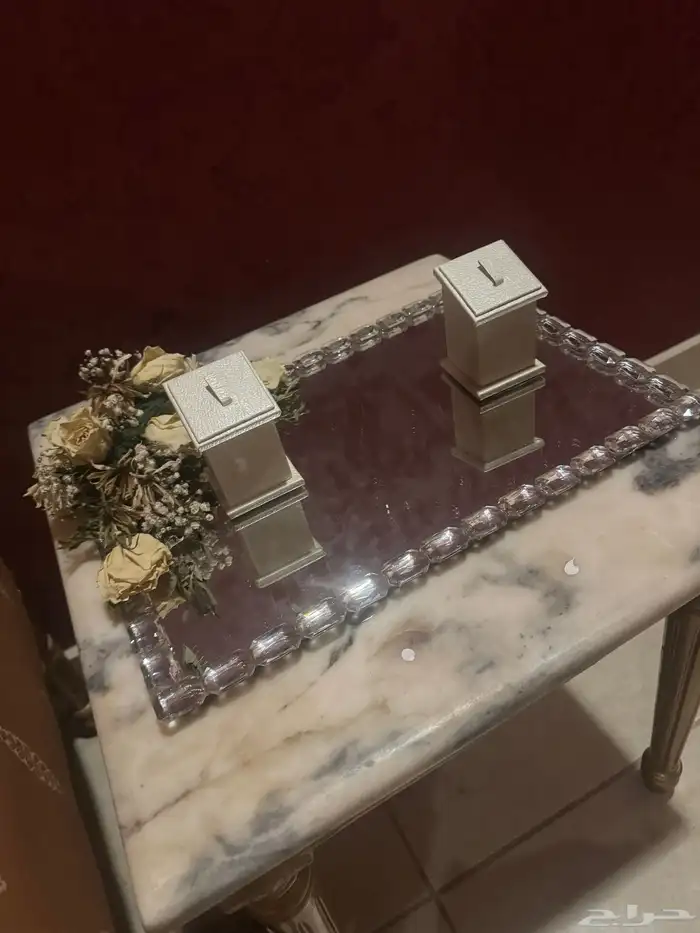 بوكس ومانيكان لعرض الطقم و صينيه تقديم دبل زواج 2