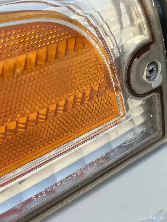 فورد فكتوريا 26