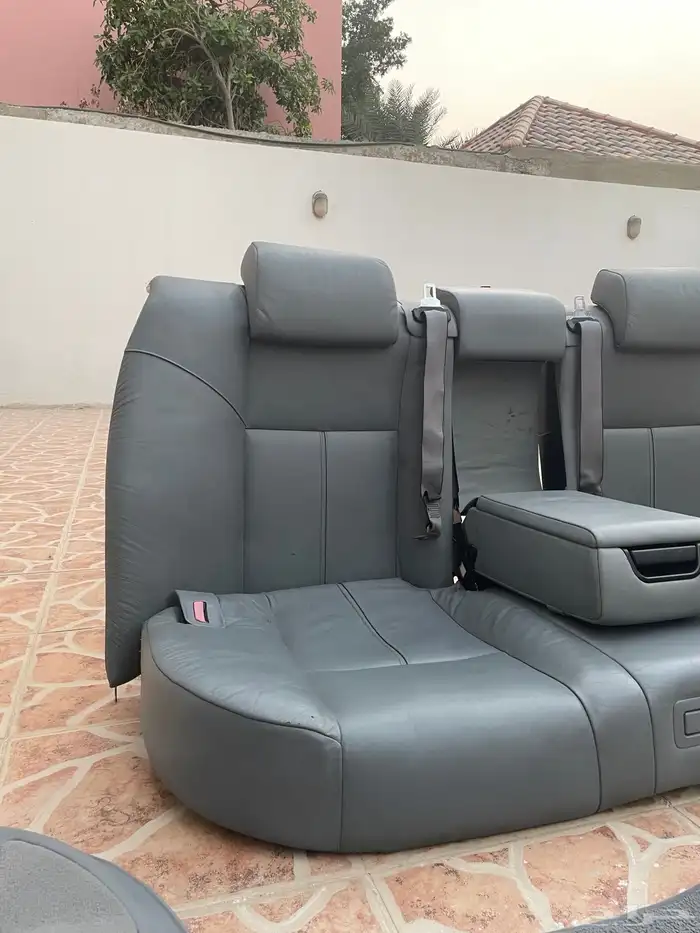 قطع غيار بي ام دبليو e38 38