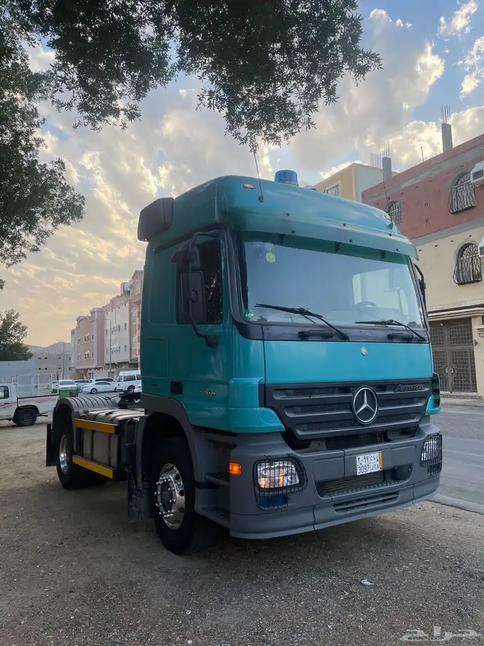 مرسيدس أكتروس 2008 1