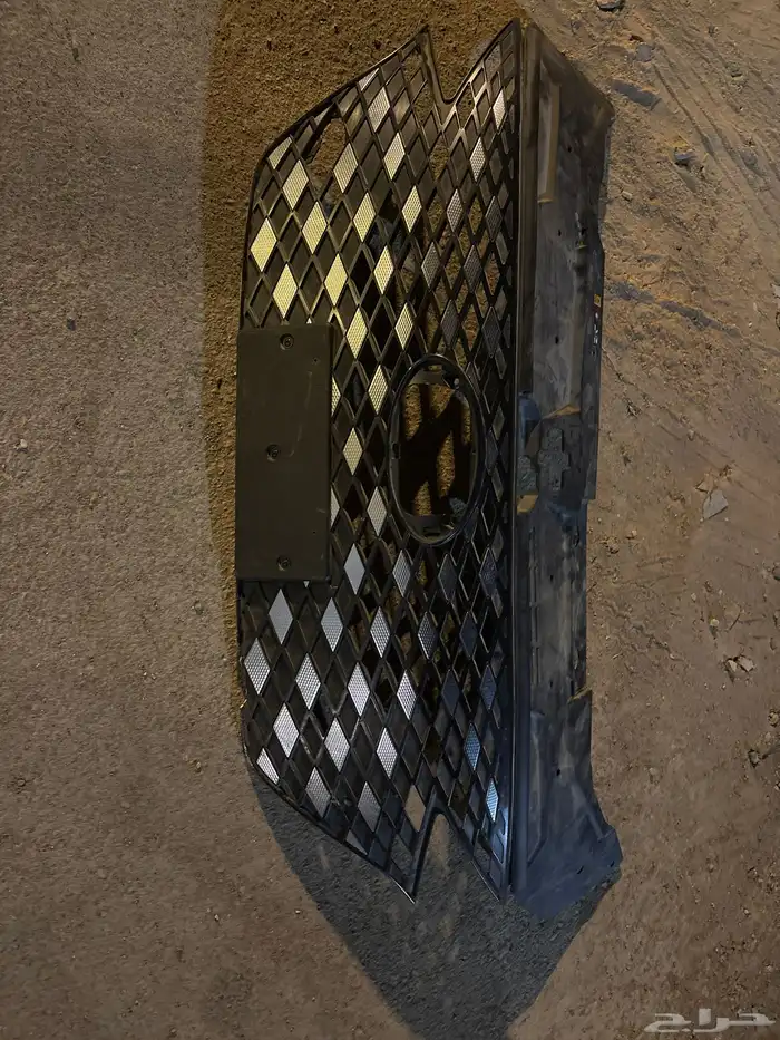 شبك أزيرا 2022 (وكالة) فيه كسر خفييف من الطرف 2