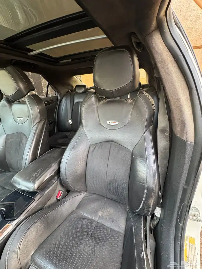 كاديلاك CTS 2012 مقاعد V 8