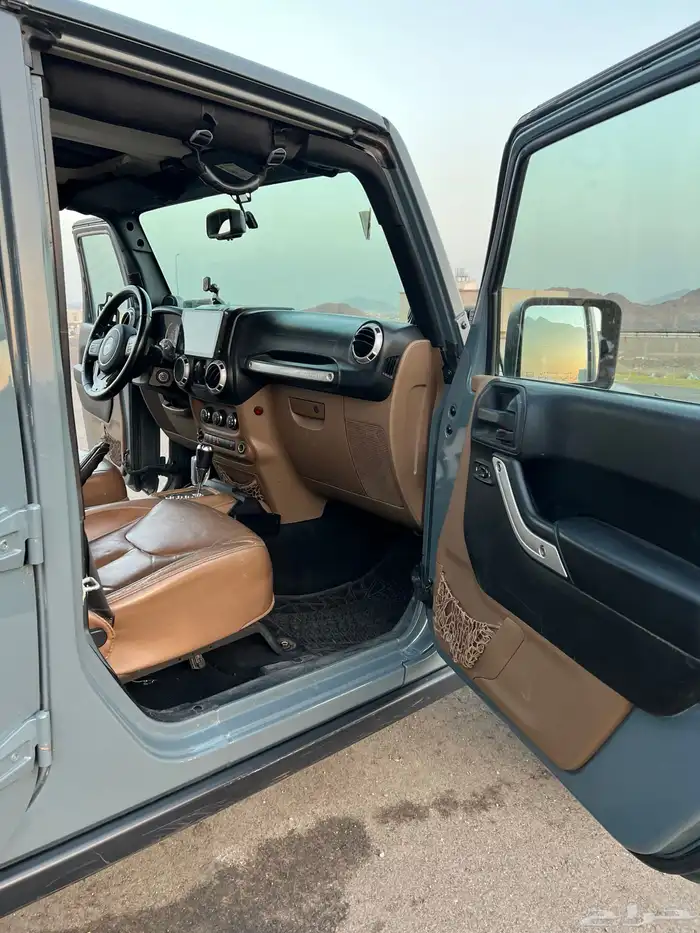 جيب رانجلر روبيكون 2014 معدل لوحة مميزة 11