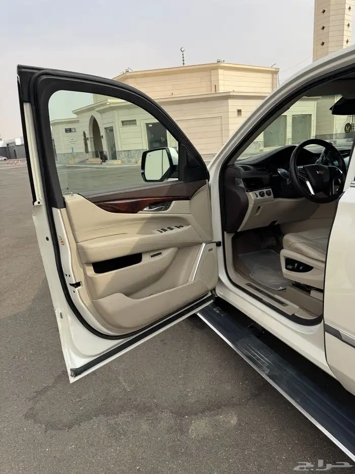 كاديلاك اسكاليد 2015 6