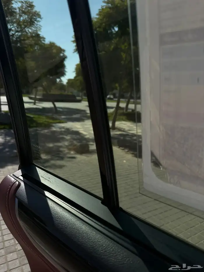 لكزس LX570 2016 26