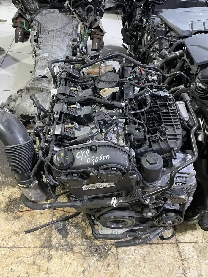قطع غيار اودي بجميع فئاتها بنزين وكهرباء مستورد 44