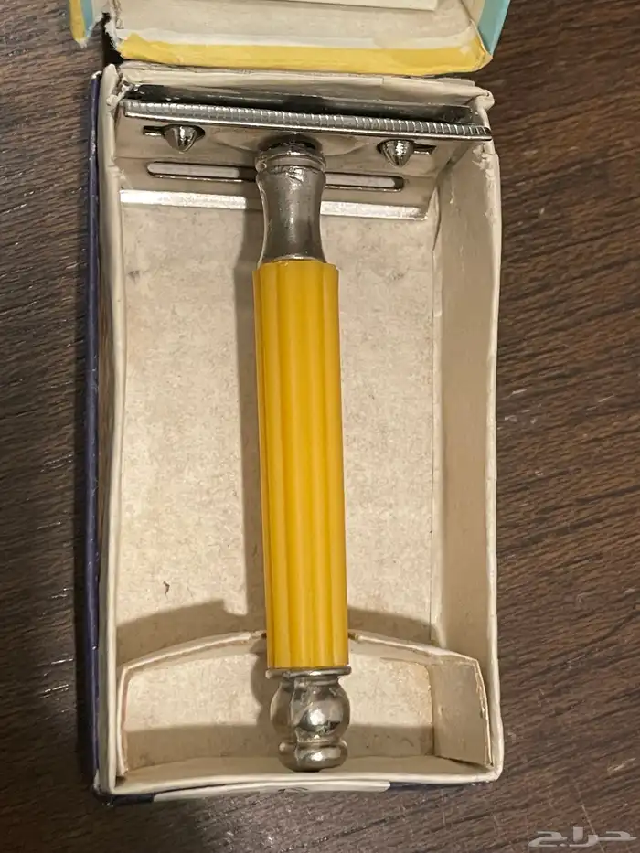 مكينة حلاقة اثرية قديمة جدا  5