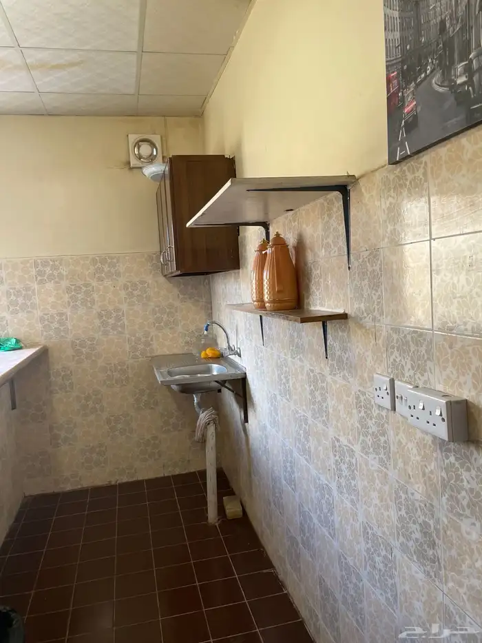 شقة عزاب ارضيه بالريان 4