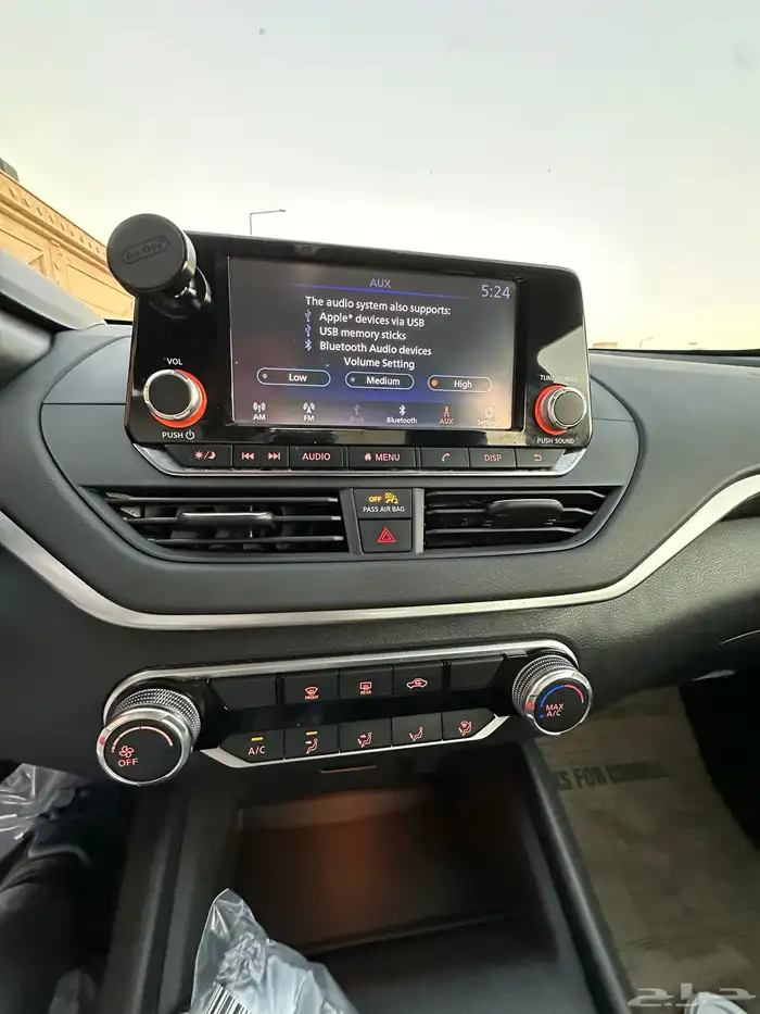 نيسان التيما 2022 نص فل نظيف للبيع بطاقة جمركية 16