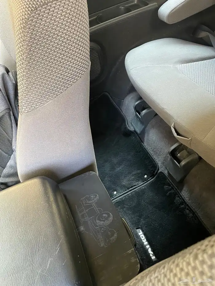 للبيع فتك ربع 2016 GL مالك ثاني دفلك ثلاجه 15