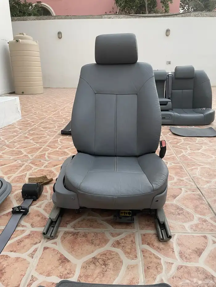 قطع غيار بي ام دبليو e38 35