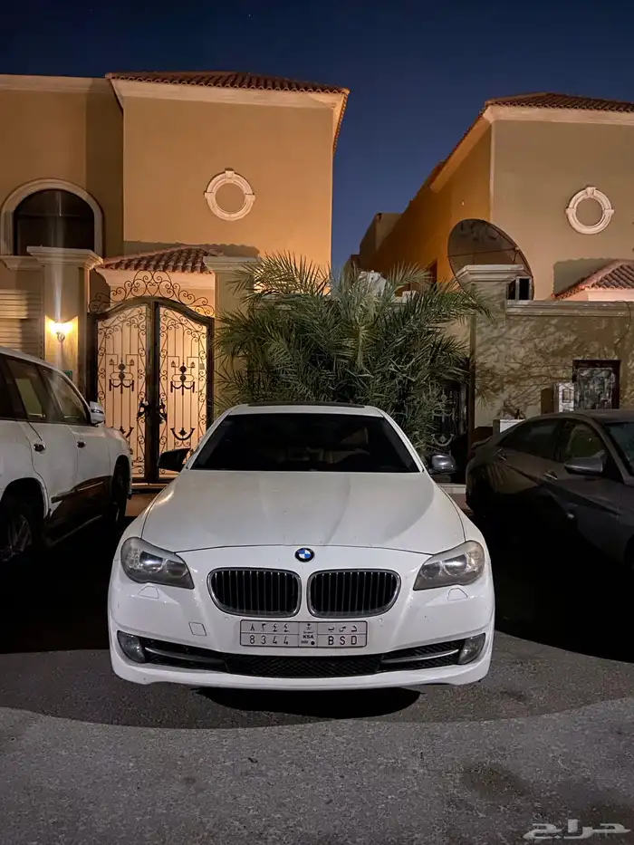 bmw 520i موديل 2013 0