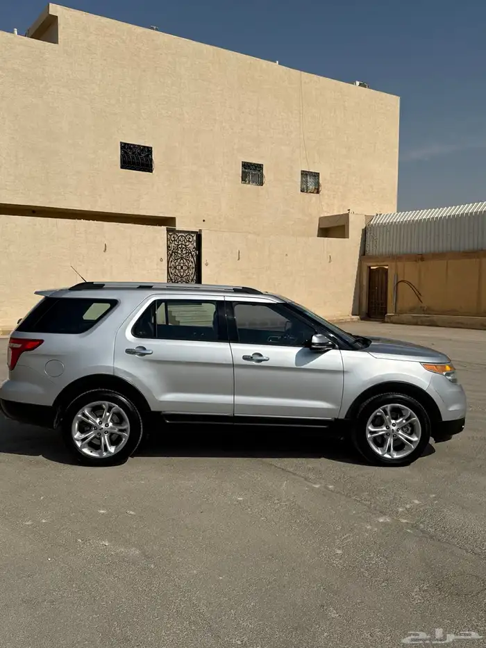فورد اكسبلور فل كامل ليمتد 14