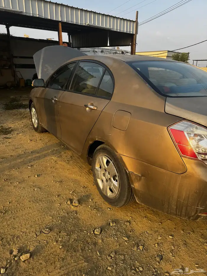 للبيع سيارة جيلي 2012 3