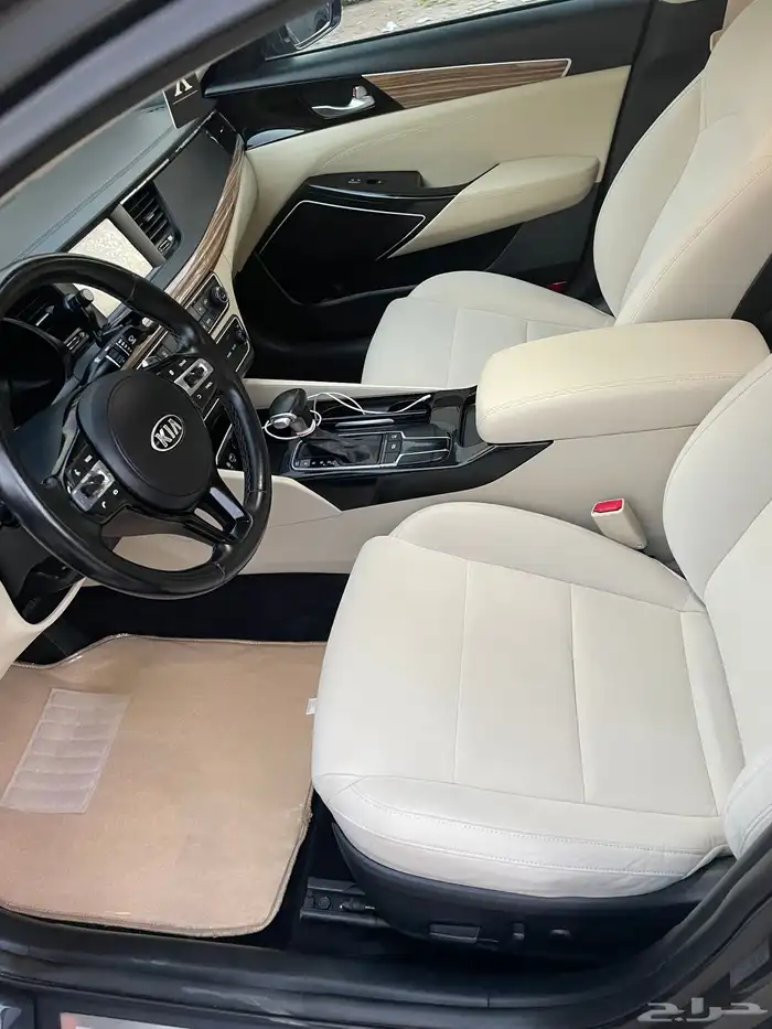 كيا كادينزا 2019 ممشى 82 للبيع 4