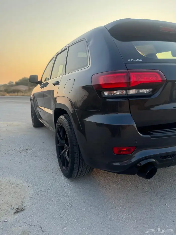 جراند شروكيSRT 2014 15