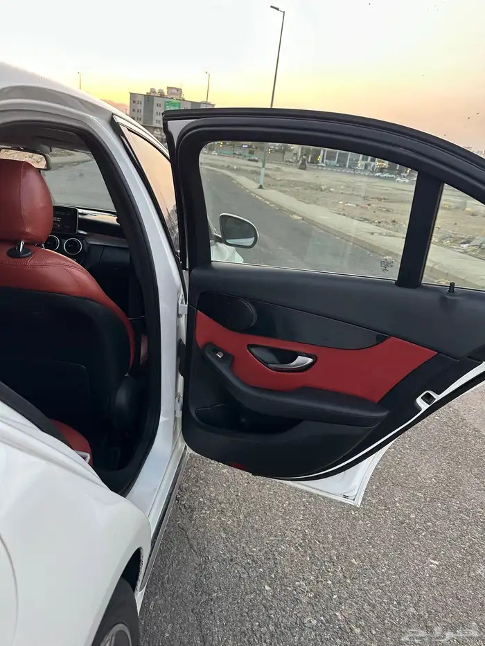 للبيع مرسيدس c200 3