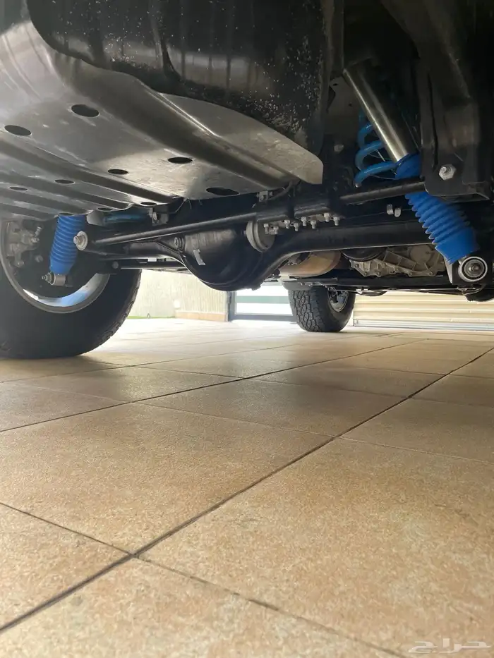 للبيع فتك ربع 2016 GL مالك ثاني دفلك ثلاجه 17