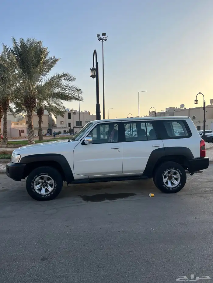 باترول فتك 4800 صالون 2009 1