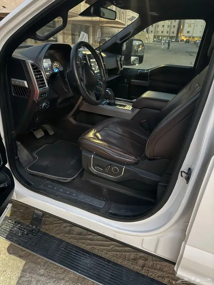 فورد F150 بلاتينوم دبل 4