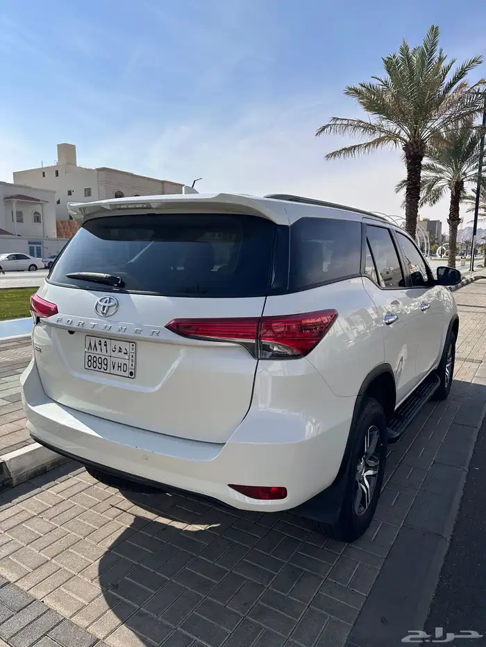 فورتشنر 2021 ابيض 4 دبل 7