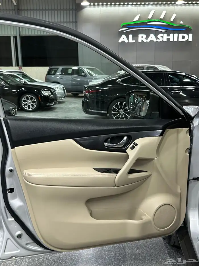 اكس تريل 2020 نص فل دبل لدى معرض(عبيد الرشيدي) 33