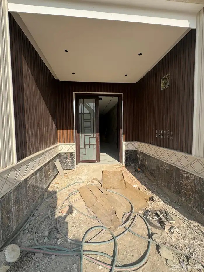 عمارة جديدة م للبيع بحي القادسية 20