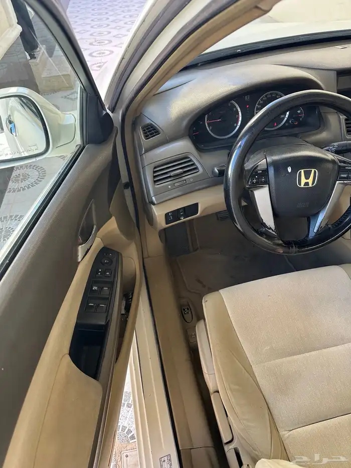 للبيع هوندا اكورد 2008 4