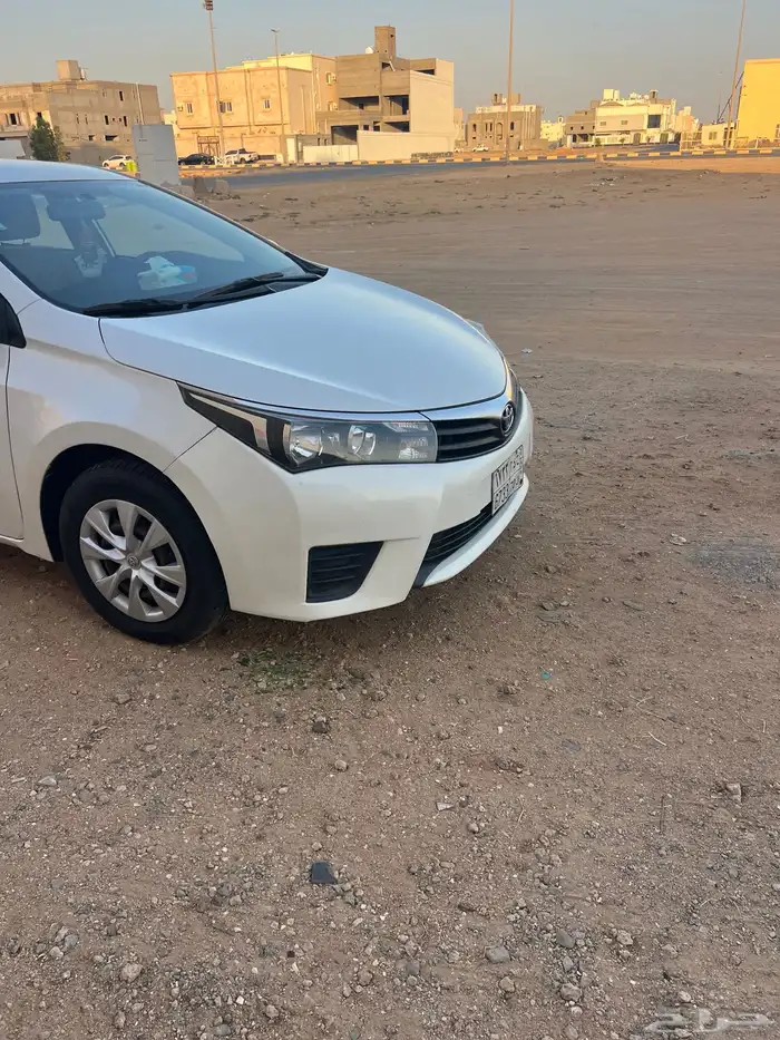 للبيع كورلا 2014 استندر وكاله 2