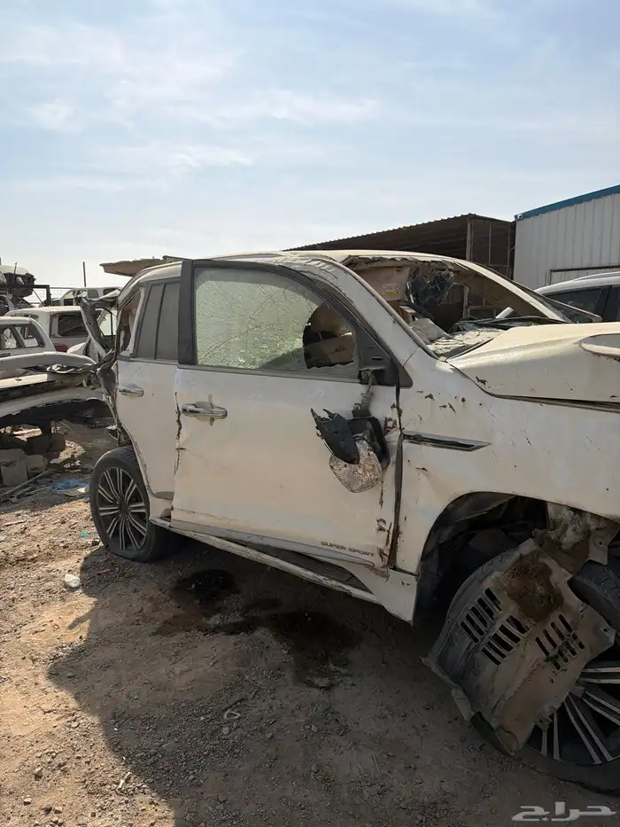 تشليح جيوب برادو جديد لكزز جديد جي اكس ار تشليح خبرا المدن 9