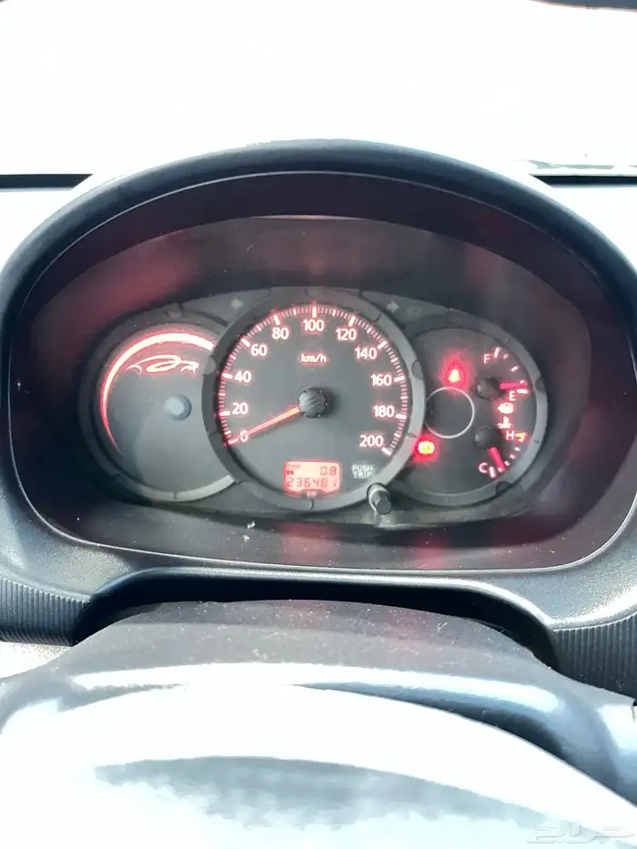 ميتسوبيشي 2015 12