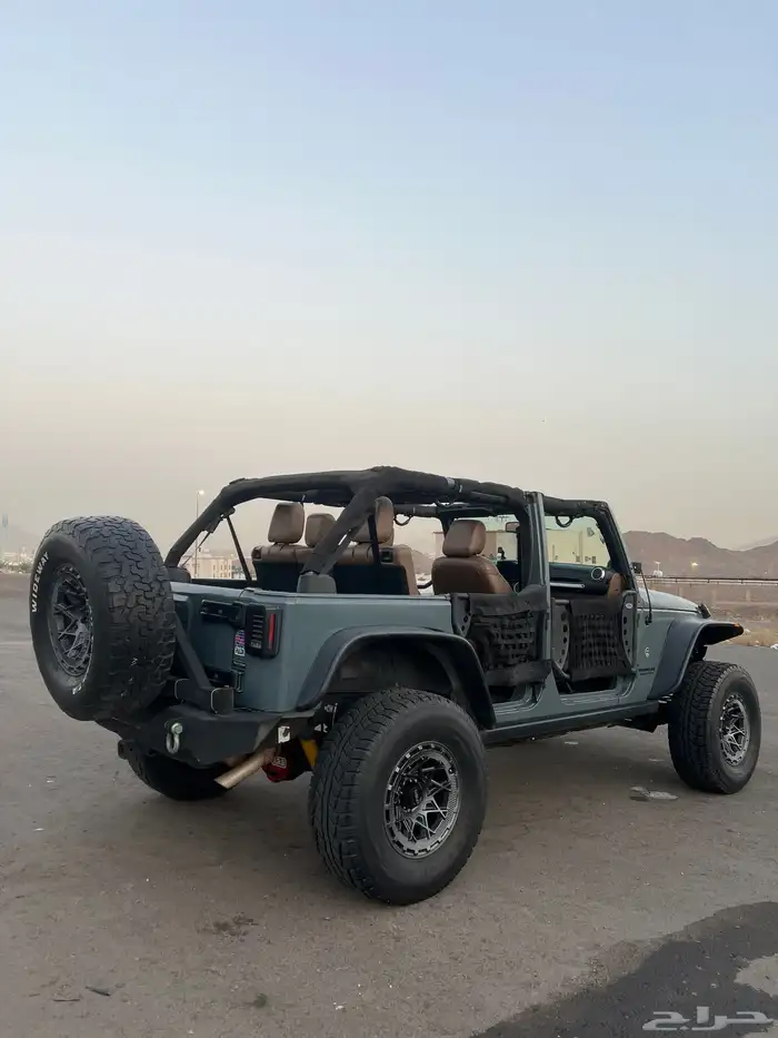 جيب رانجلر روبيكون 2014 معدل لوحة مميزة 16