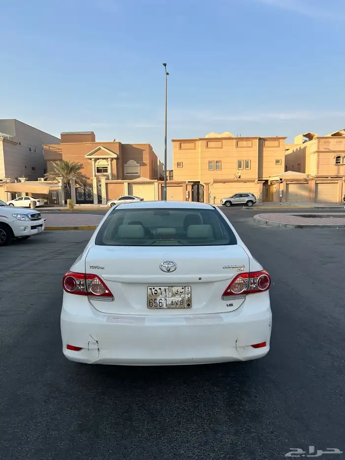 للبيع تويوتا كورولا 2013 5