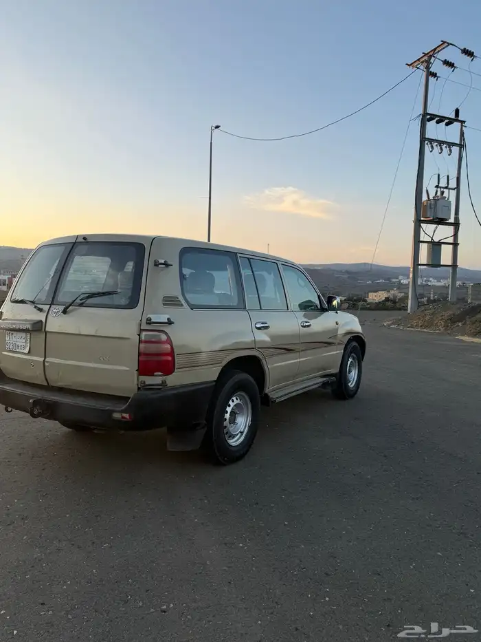 صالون 2001 للبيع 1