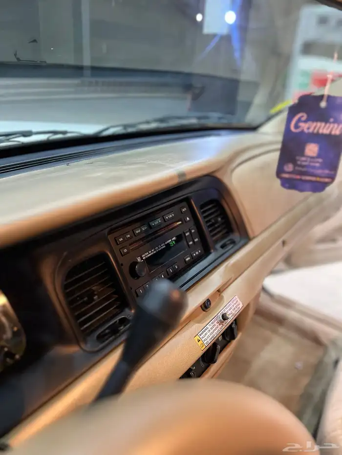 فورد فكتوريا 2011 بوليسي 19