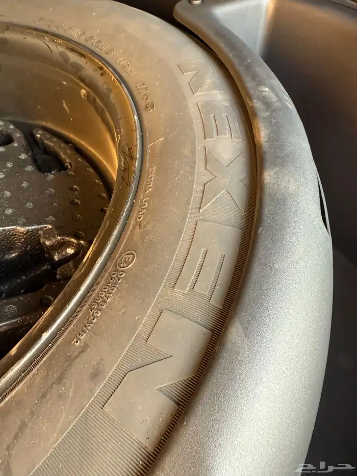 جيب جراند شيروكي 2020 أسود ملكي سعودي نظيف 12