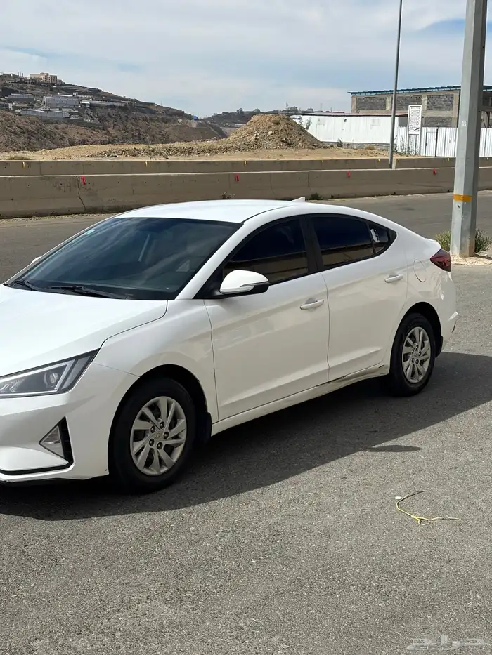 للبيع هيونداي النترا 2020 2