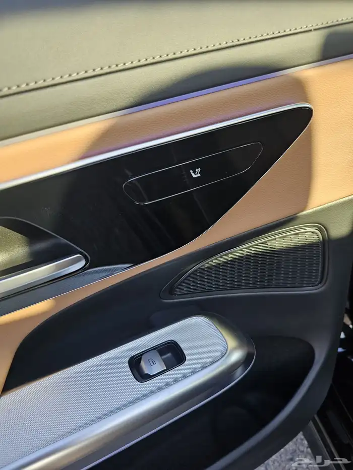 Mercedes Benz E-class(E)W214 E200 avant-garde 15