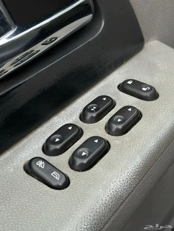 فورد اكسبديشن 2006 دبل نص فل XLT قصير 21