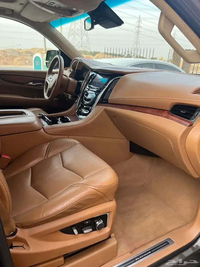 كاديلاك اسكاليد 2015 الدفعة الاخيرة شبه مخزن 27