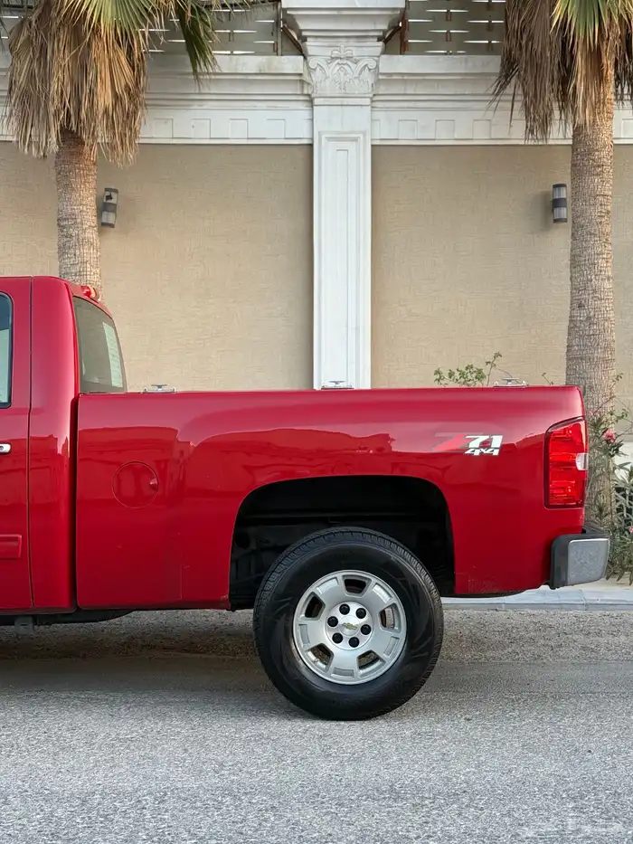 سلفرادو 2013 z71 فل دبل ( V8 ) 5.3 لون احمر 9