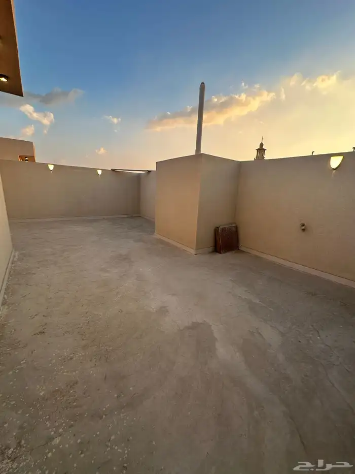 شقق وارواف سعرها مناسب بموقع هادئ ومكتمل بالقرب من الممشي 21